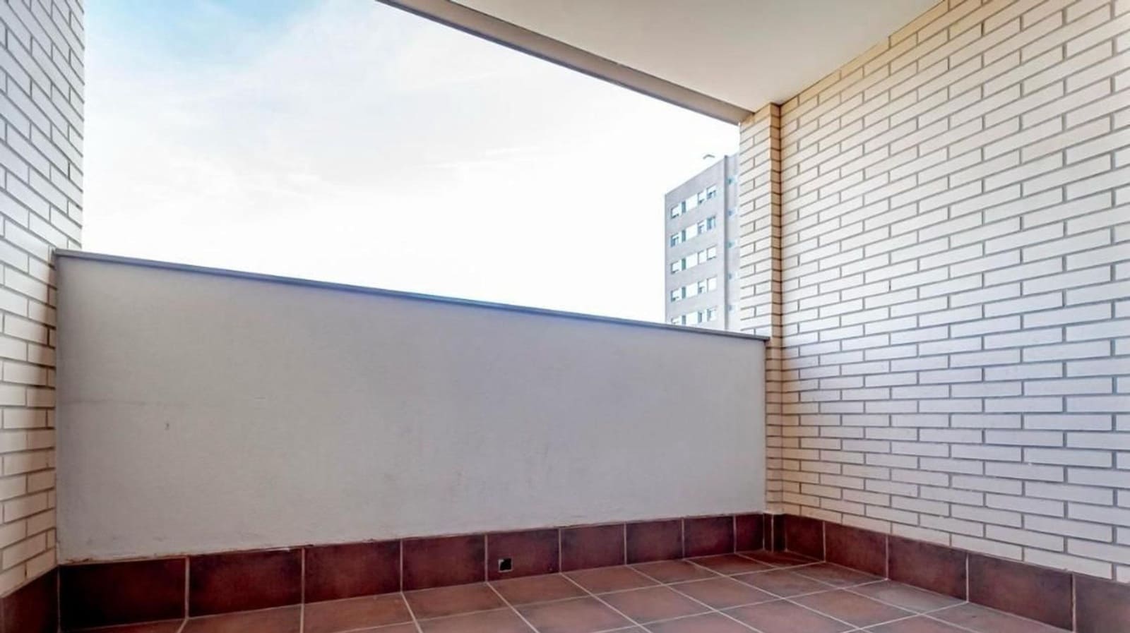 3 soveværelse Lejlighed til salg i Madrid by med swimmingpool - € 620.000 (Ref: 9586496)