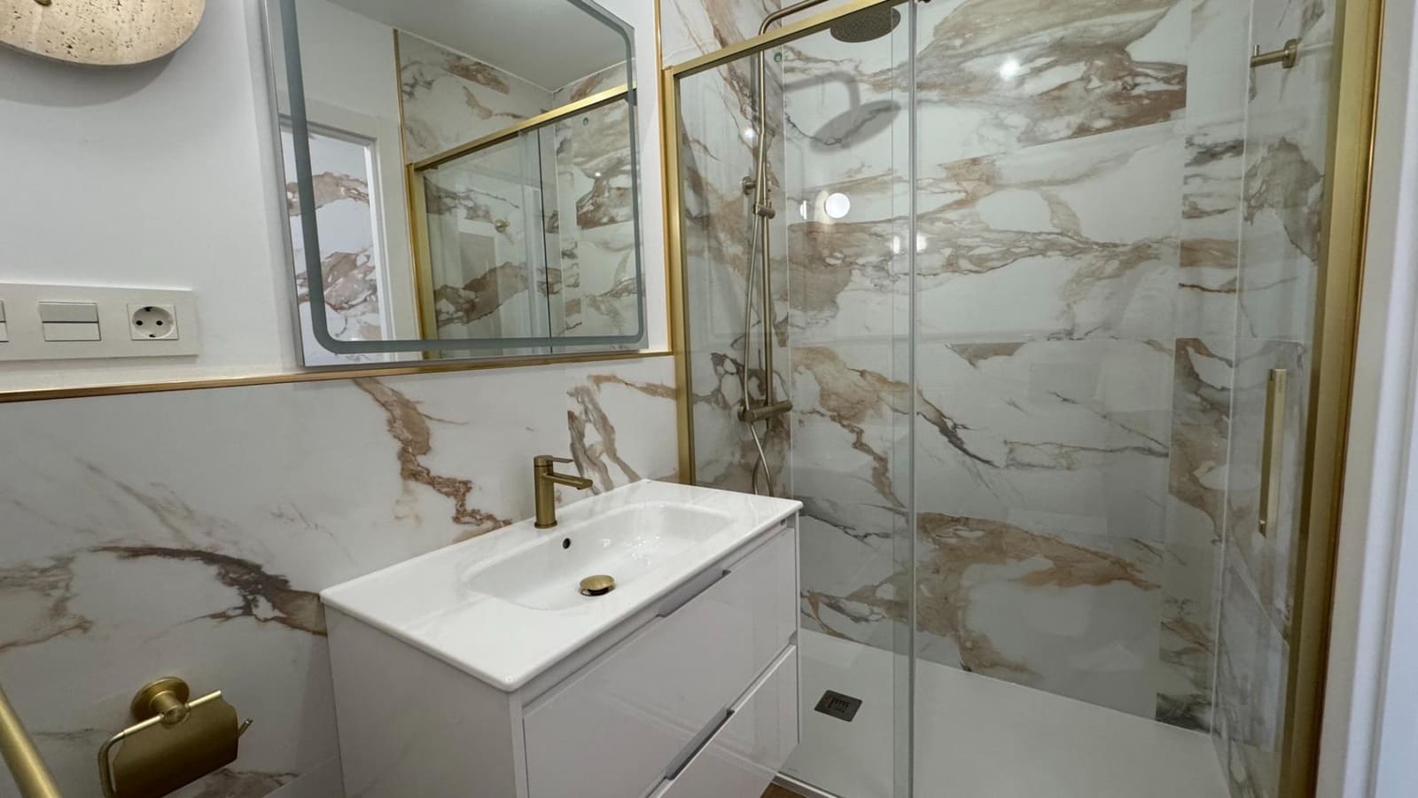 2 chambre Penthouse à vendre à Punta Prima avec piscine garage - 269 000 € (Ref: 9591283)