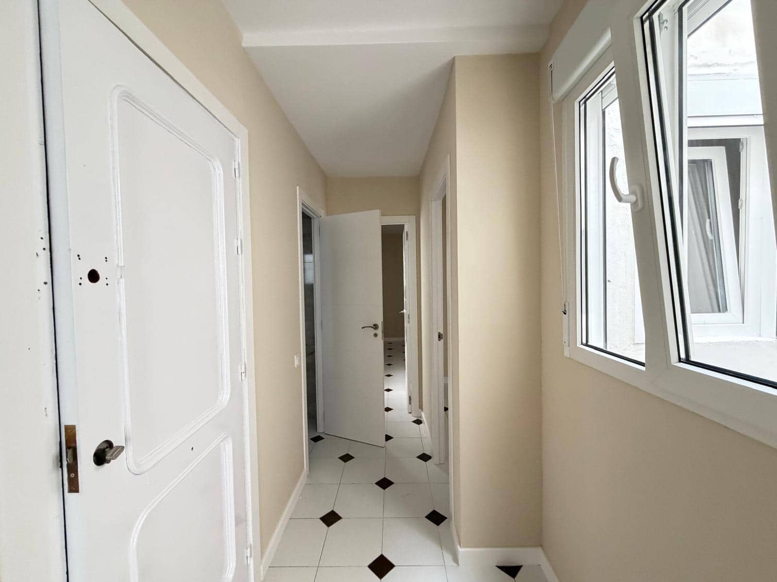 3 makuuhuone Huoneisto myytävänä paikassa Torrevieja - 159 000 € (Ref: 9591286)