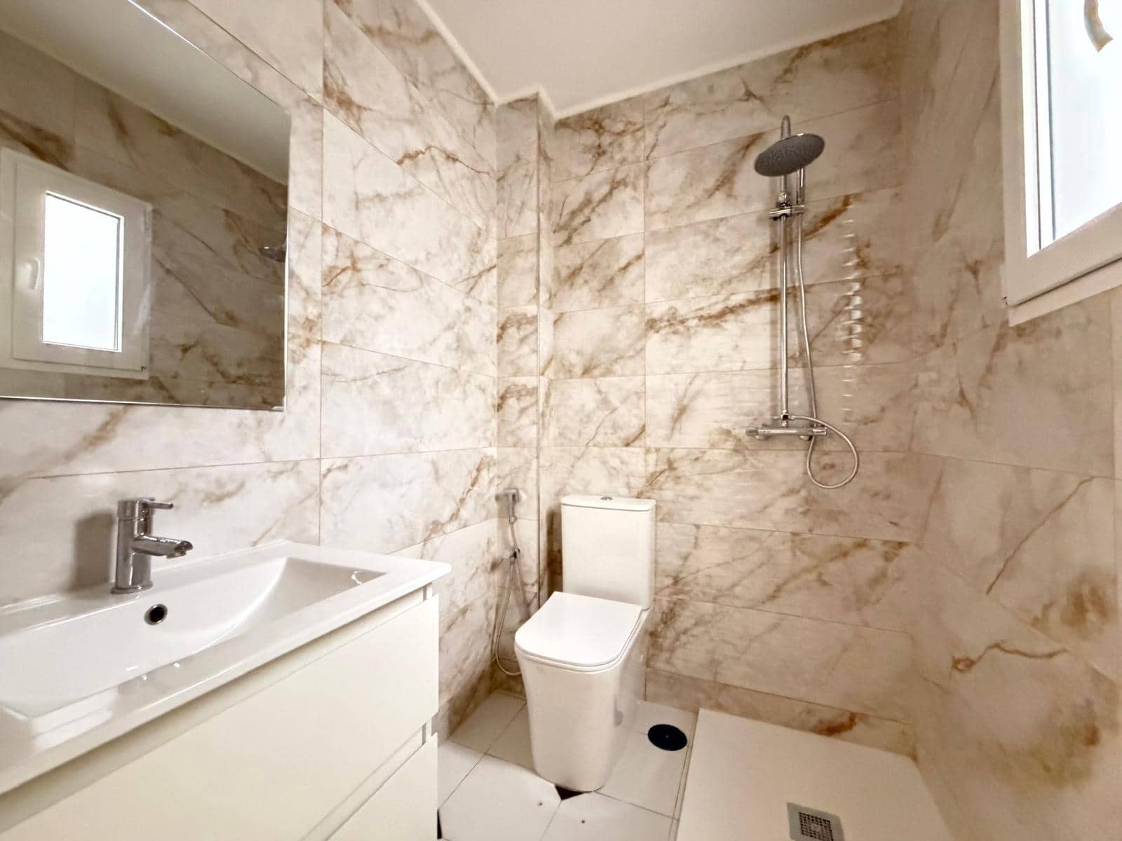 3 makuuhuone Huoneisto myytävänä paikassa Torrevieja - 159 000 € (Ref: 9591286)