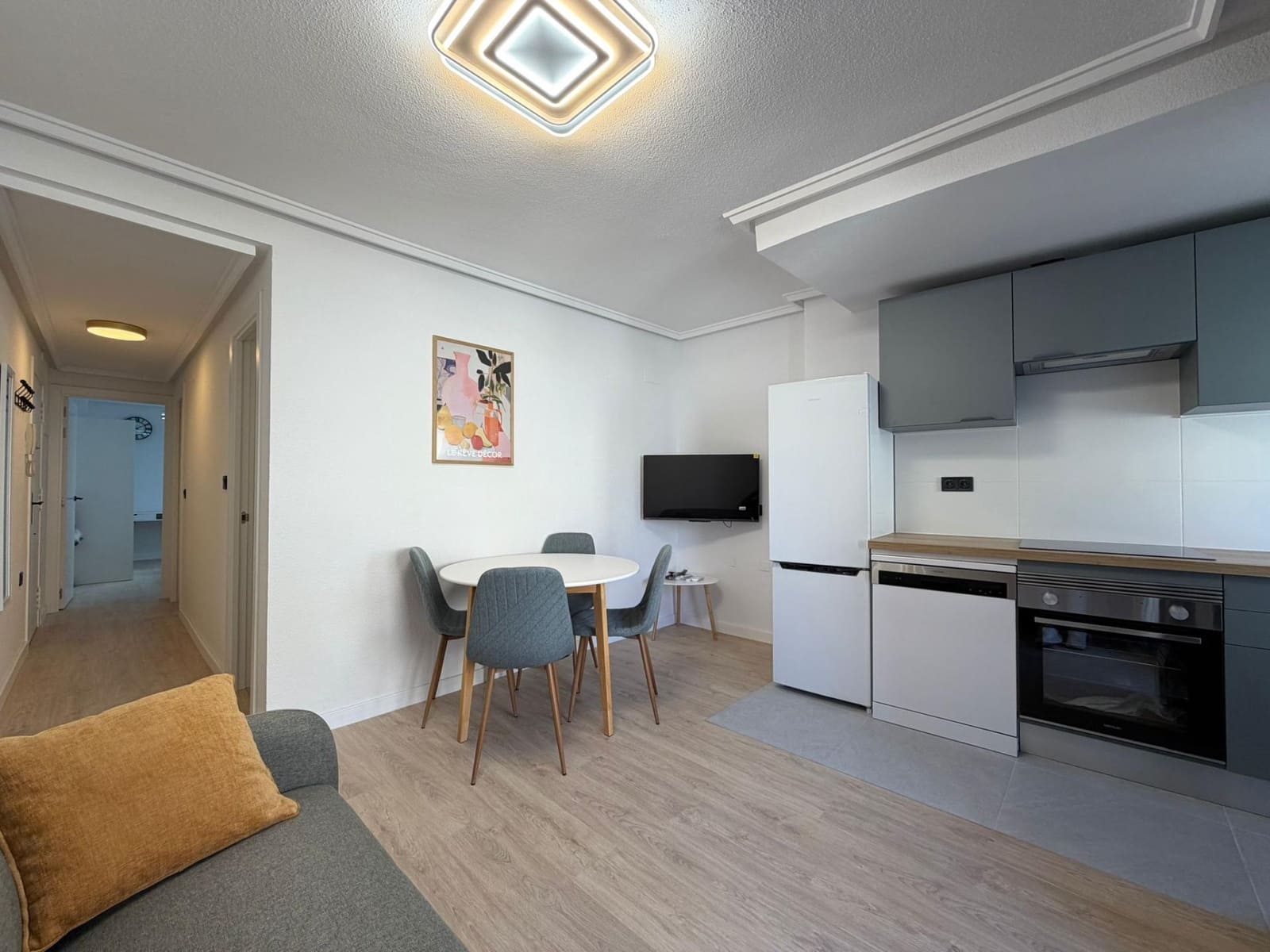 2 quarto Apartamento para venda em Torrevieja - 159 900 € (Ref: 9596129)