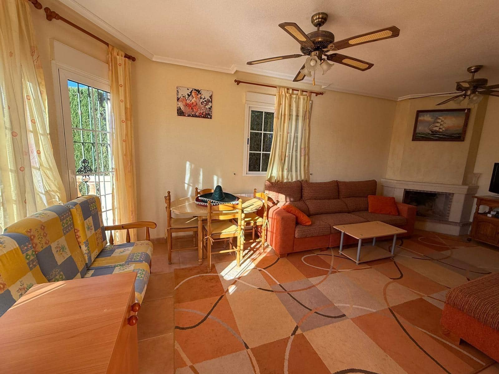 3 makuuhuone Huvila myytävänä paikassa El Raso mukana uima-altaan - 255 000 € (Ref: 9596130)