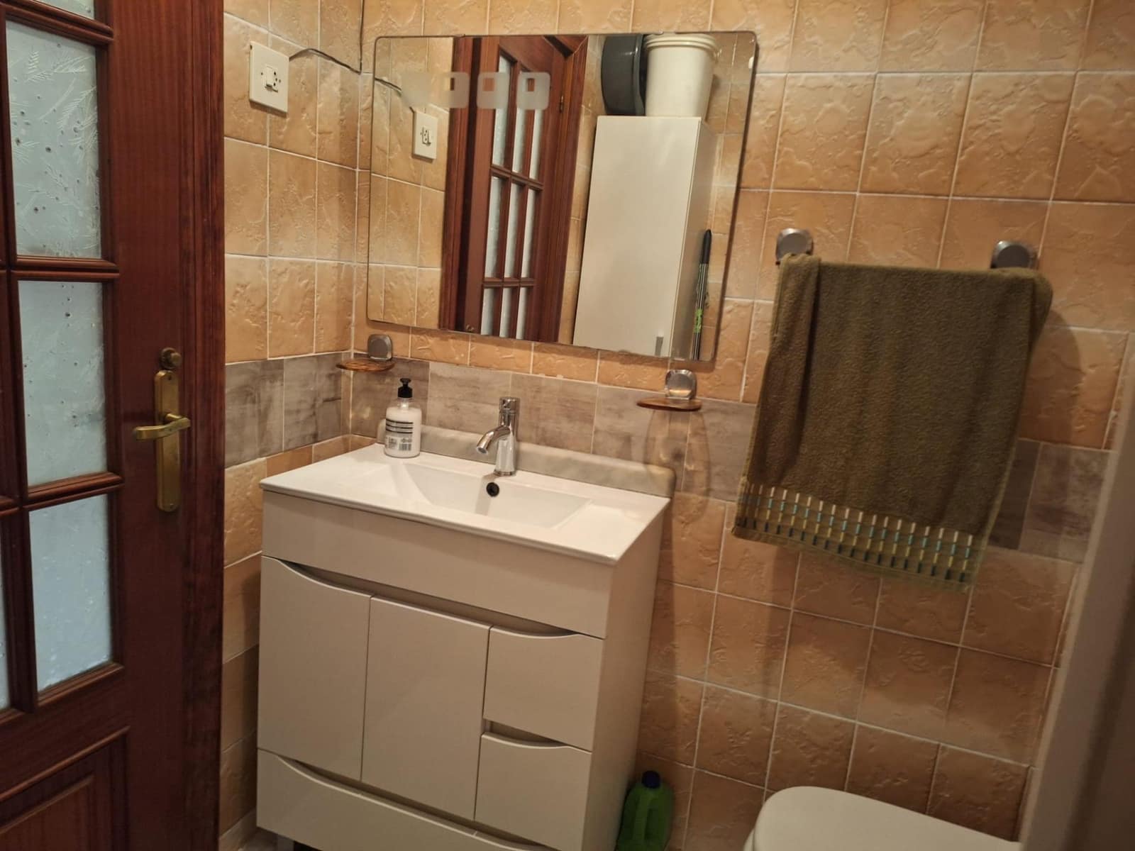 4 Zimmer Wohnung zu verkaufen in Alicante / Alacant Stadt mit Garage - 132.000 € (Ref: 9596131)