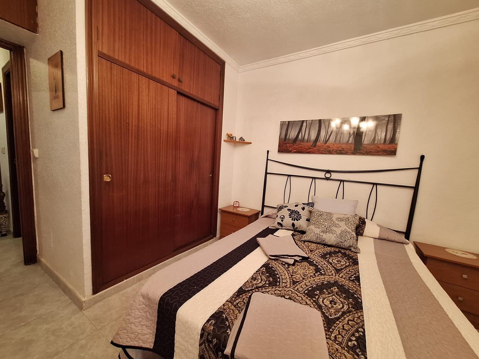 4 Zimmer Wohnung zu verkaufen in Alicante / Alacant Stadt mit Garage - 132.000 € (Ref: 9596131)