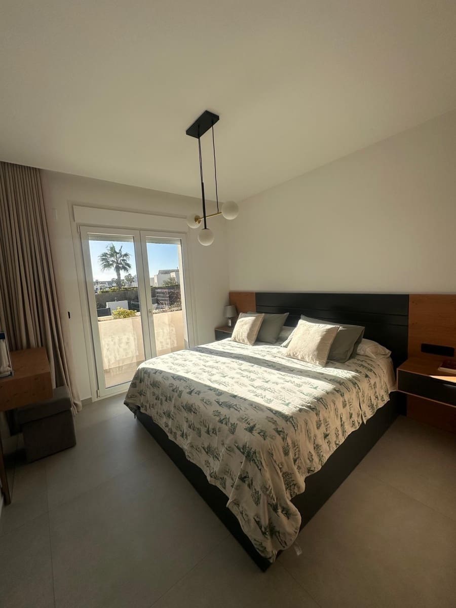 4 soverom Villa til salgs i Algorfa med garasje - € 770 000 (Ref: 9599540)