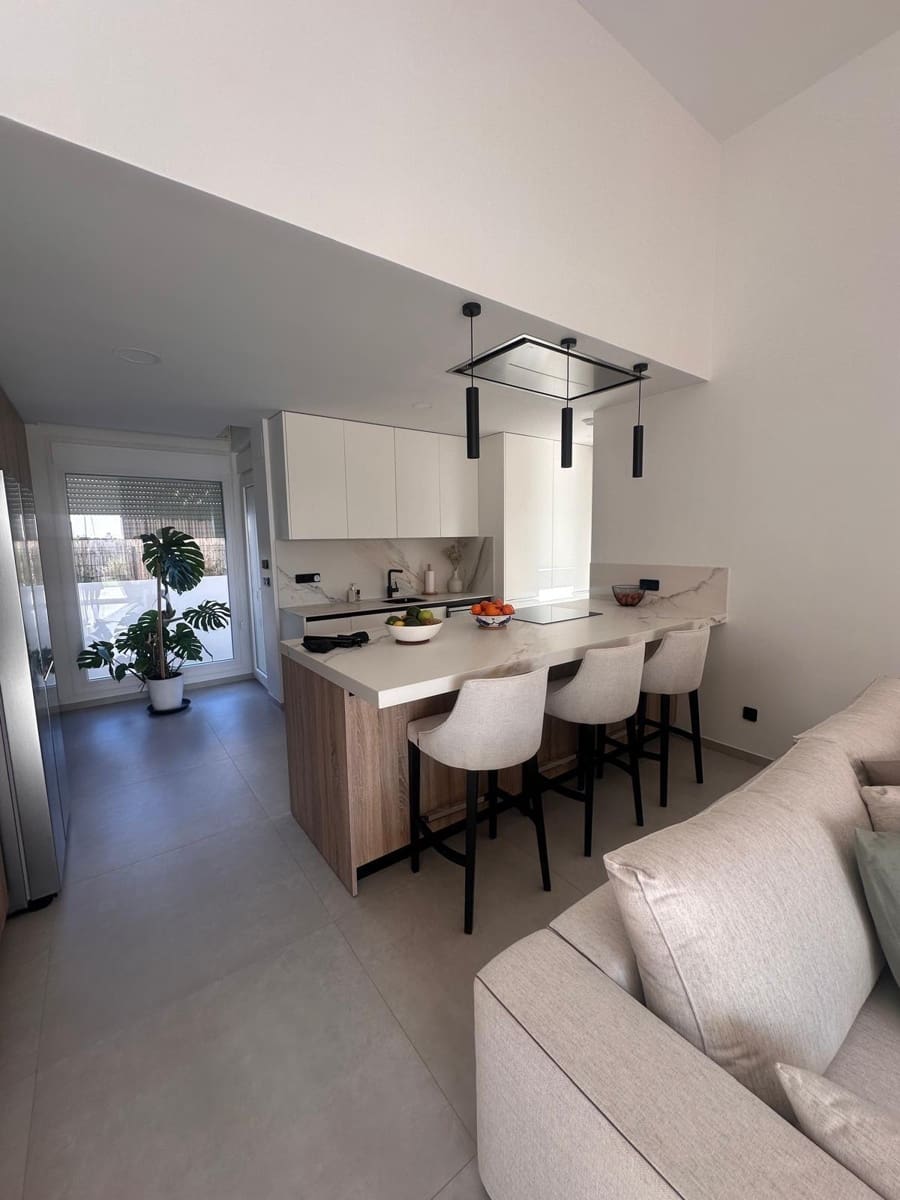 4 soverom Villa til salgs i Algorfa med garasje - € 770 000 (Ref: 9599540)