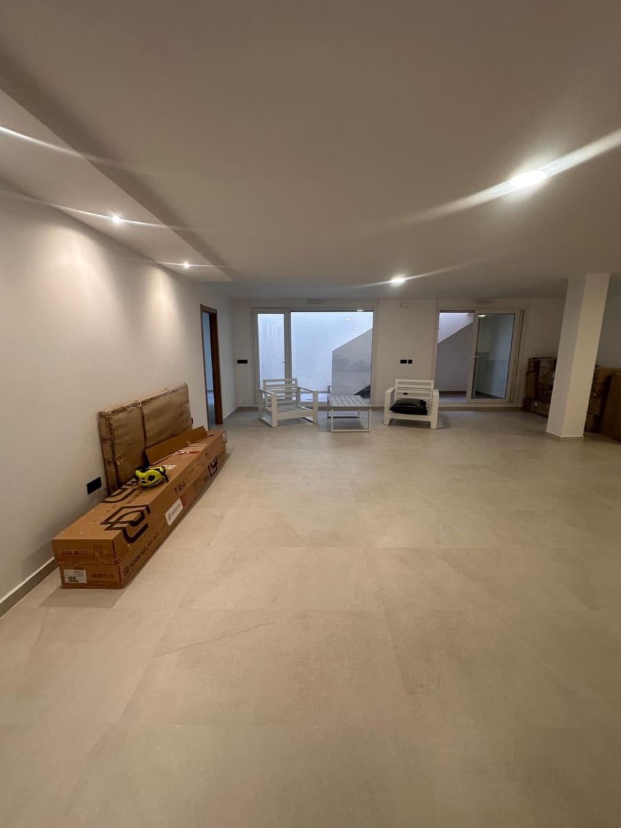 4 soverom Villa til salgs i Algorfa med garasje - € 770 000 (Ref: 9599540)