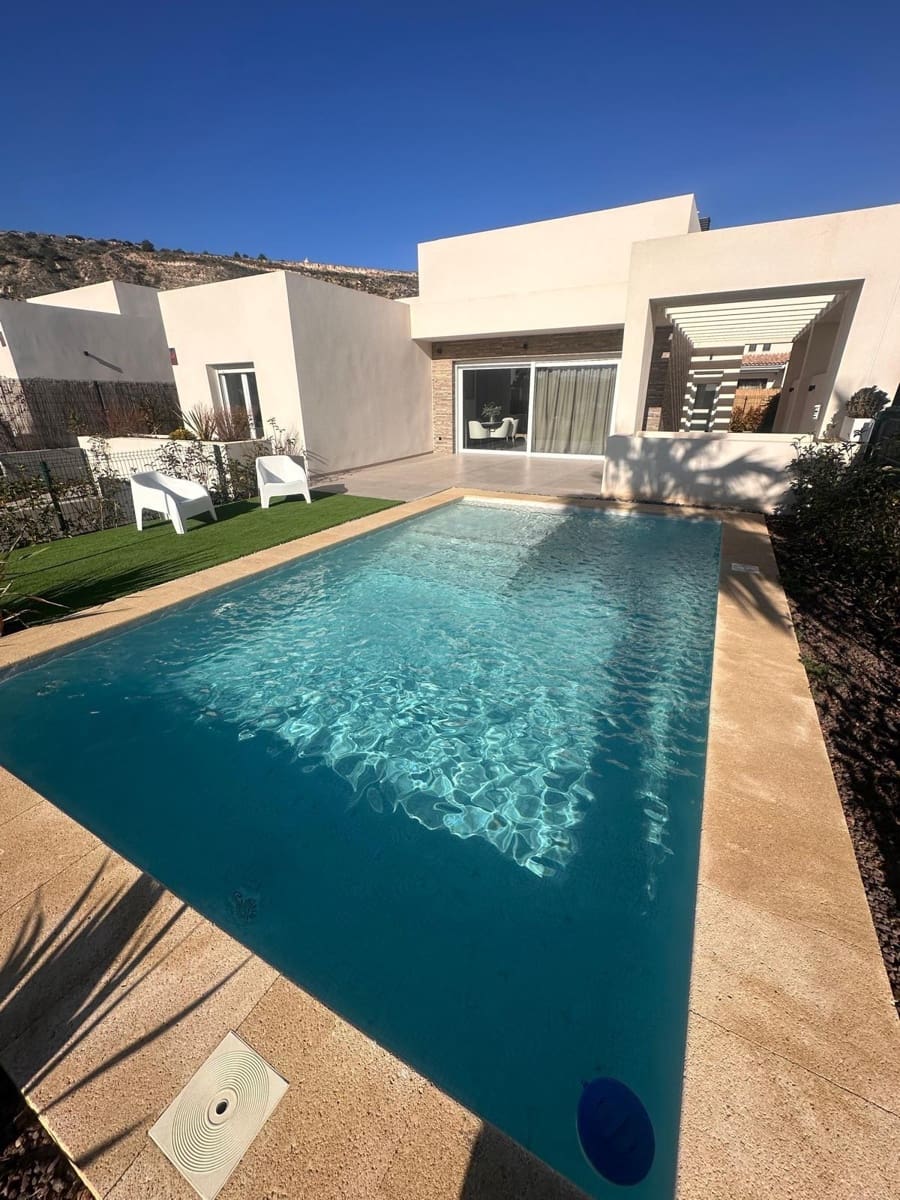 4 soverom Villa til salgs i Algorfa med garasje - € 770 000 (Ref: 9599540)