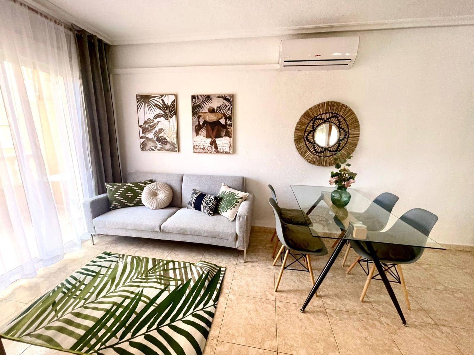 2 makuuhuone Huoneisto myytävänä paikassa Torrevieja - 129 900 € (Ref: 9599543)