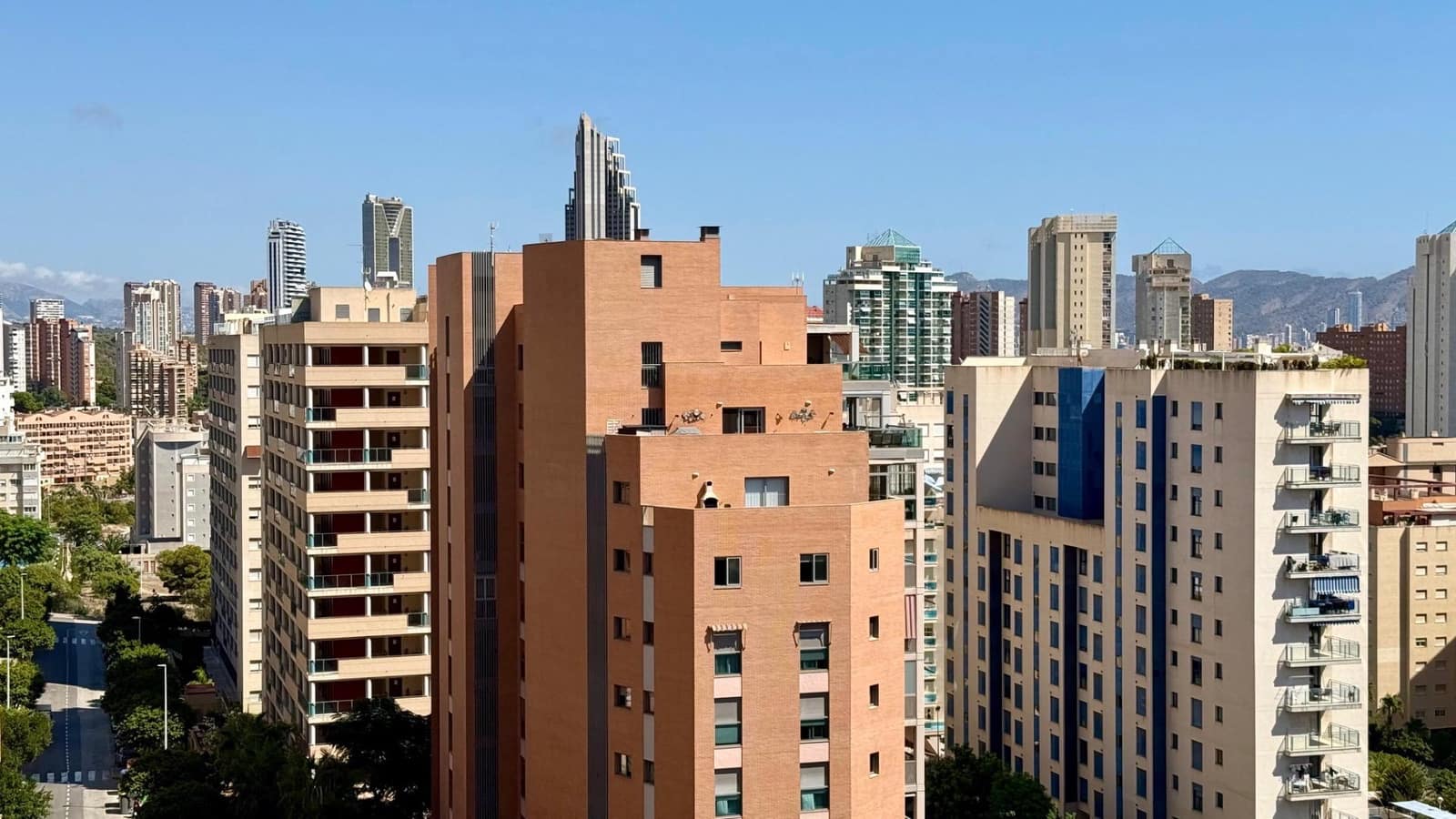 2 bedroom Apartment for sale in La Villajoyosa / Vila Joiosa with pool garage - € 269,000 (Ref: 9602650)