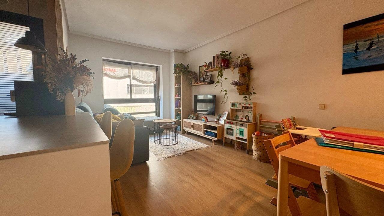 2 soverom Leilighet til salgs i Madrid by med svømmebasseng - € 650 000 (Ref: 9604967)