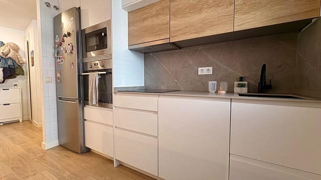 2 soverom Leilighet til salgs i Delicias, Madrid by med svømmebasseng - € 650 000 (Ref: 9604967)