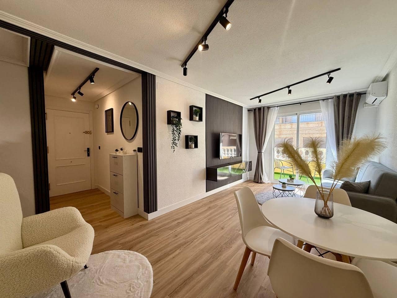 1 makuuhuone Huoneisto myytävänä paikassa Torrevieja - 167 900 € (Ref: 9604969)