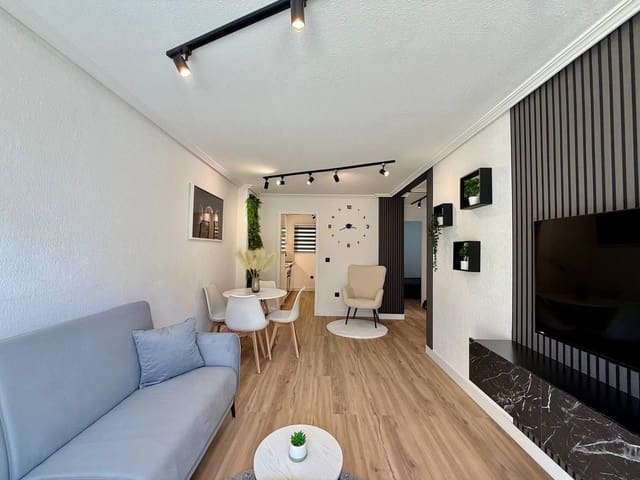 1 makuuhuone Huoneisto myytävänä paikassa Playa del Cura, Torrevieja - 167 900 € (Ref: 9604969)