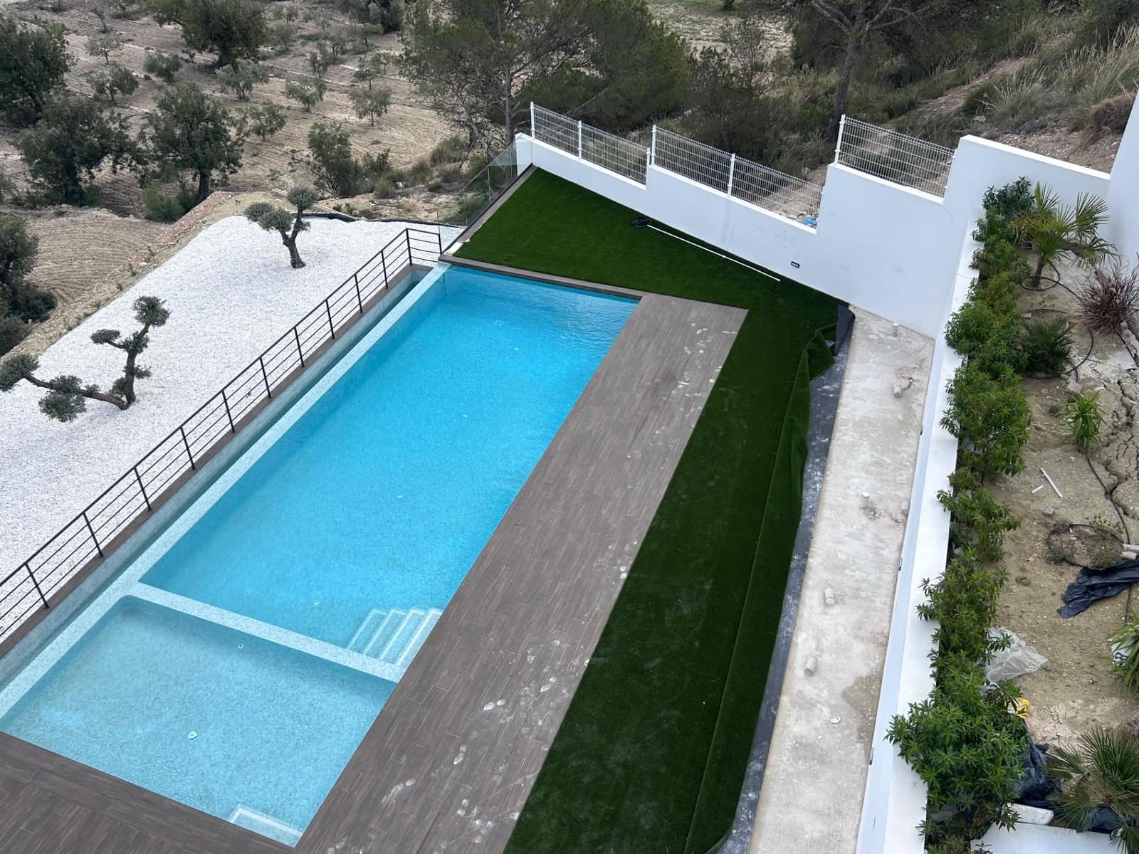 2 bedroom Apartment for sale in Finestrat with pool - € 500,000 (Ref: 9604970)