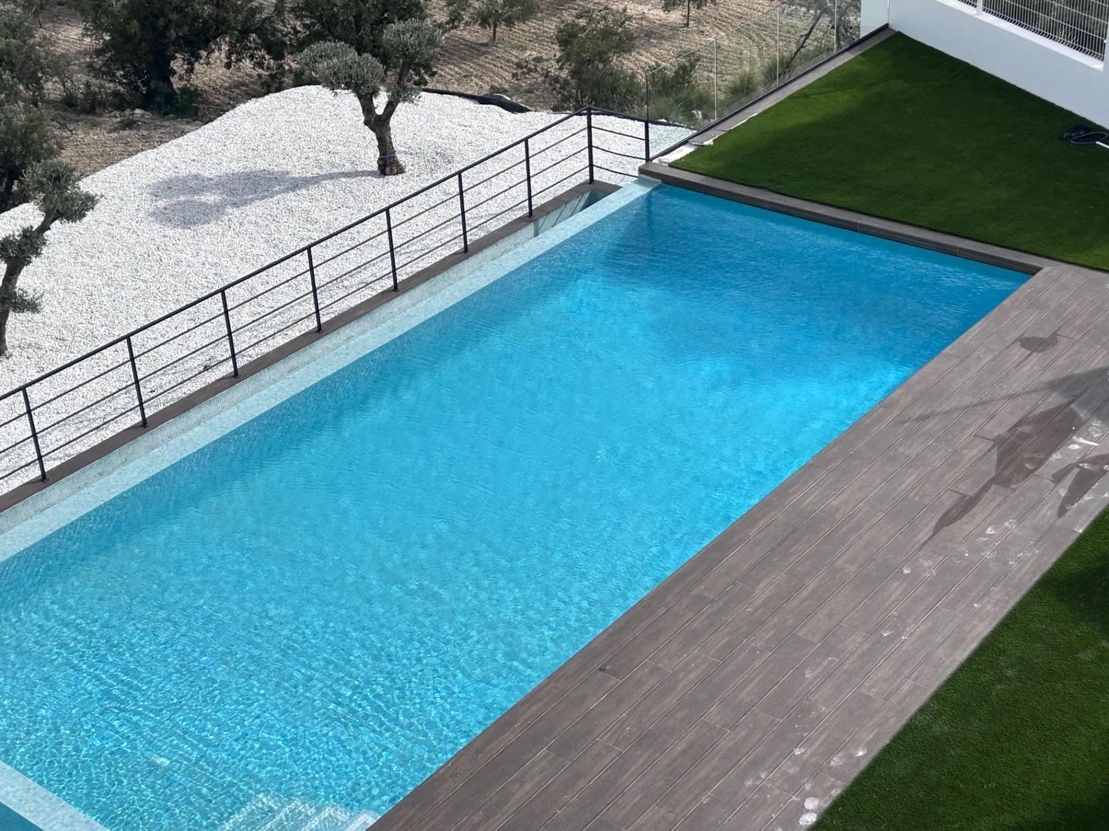 2 bedroom Apartment for sale in Finestrat with pool - € 500,000 (Ref: 9604970)