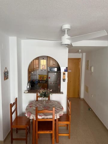 2 makuuhuone Huoneisto myytävänä paikassa Centro, Torrevieja mukana uima-altaan - 106 900 € (Ref: 9608066)