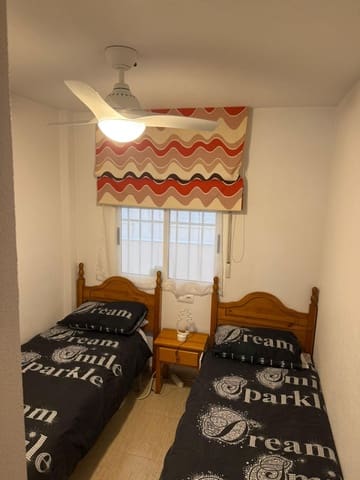 2 makuuhuone Huoneisto myytävänä paikassa Centro, Torrevieja mukana uima-altaan - 106 900 € (Ref: 9608066)