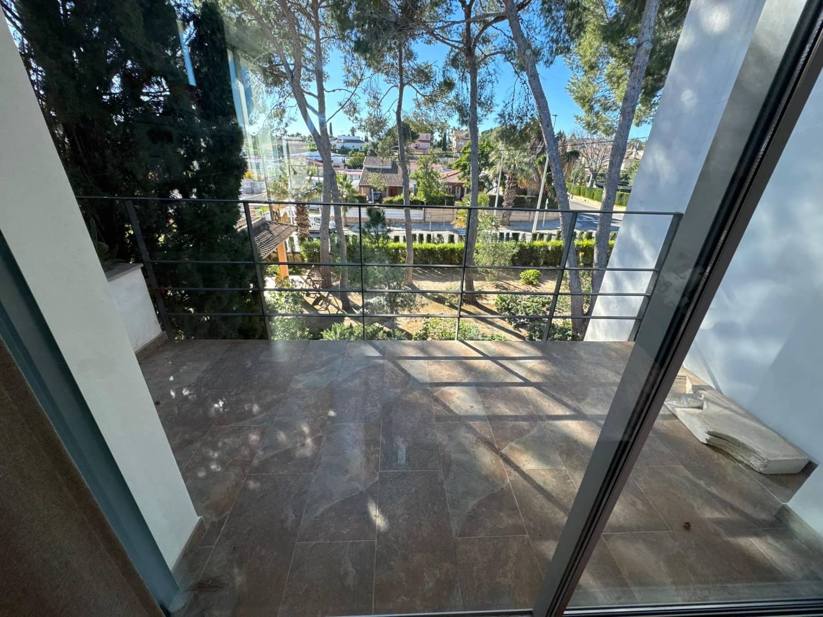 8 sypialnia Willa na sprzedaż w Riba-roja de Turia z basenem garażem - 930 000 € (Ref: 9611533)