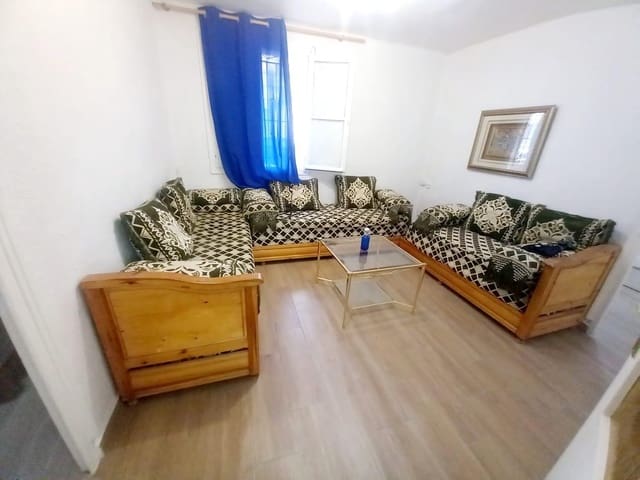 3 soveværelse Lejlighed til salg i Alicante by - € 87.000 (Ref: 9611536)