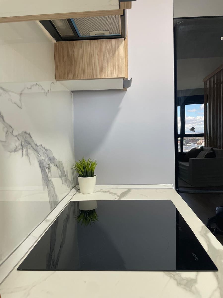 Studio til salgs i Madrid by med svømmebasseng garasje - € 385 000 (Ref: 9615457)