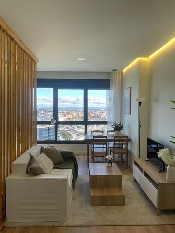 Studio til salgs i Madrid by med svømmebasseng garasje - € 385 000 (Ref: 9615457)