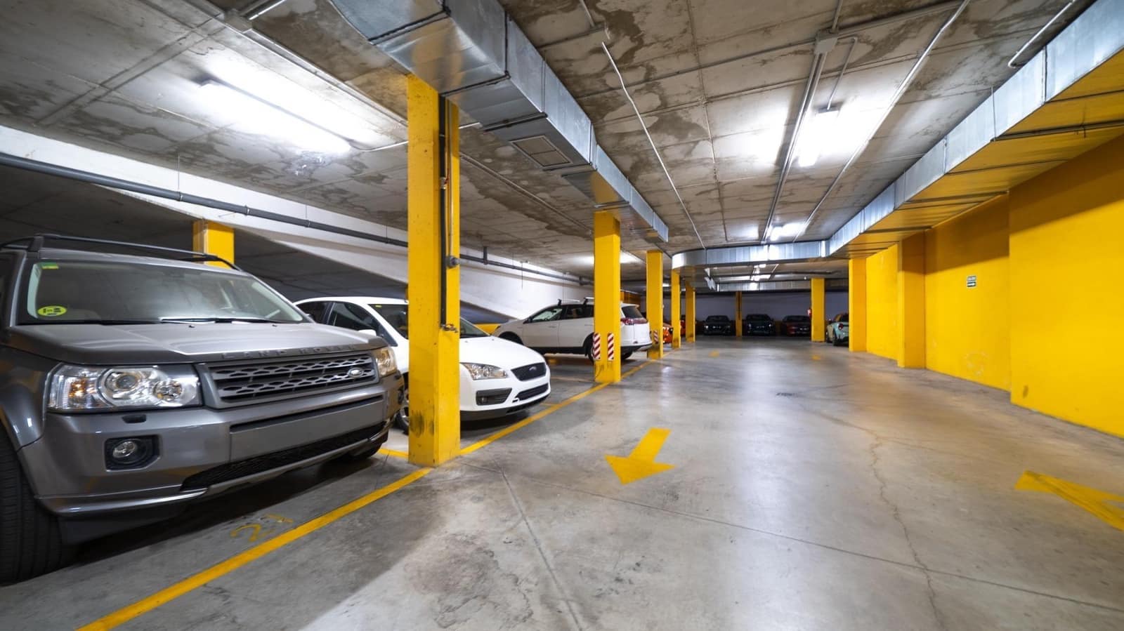 Studio til salgs i Madrid by med svømmebasseng garasje - € 385 000 (Ref: 9615457)