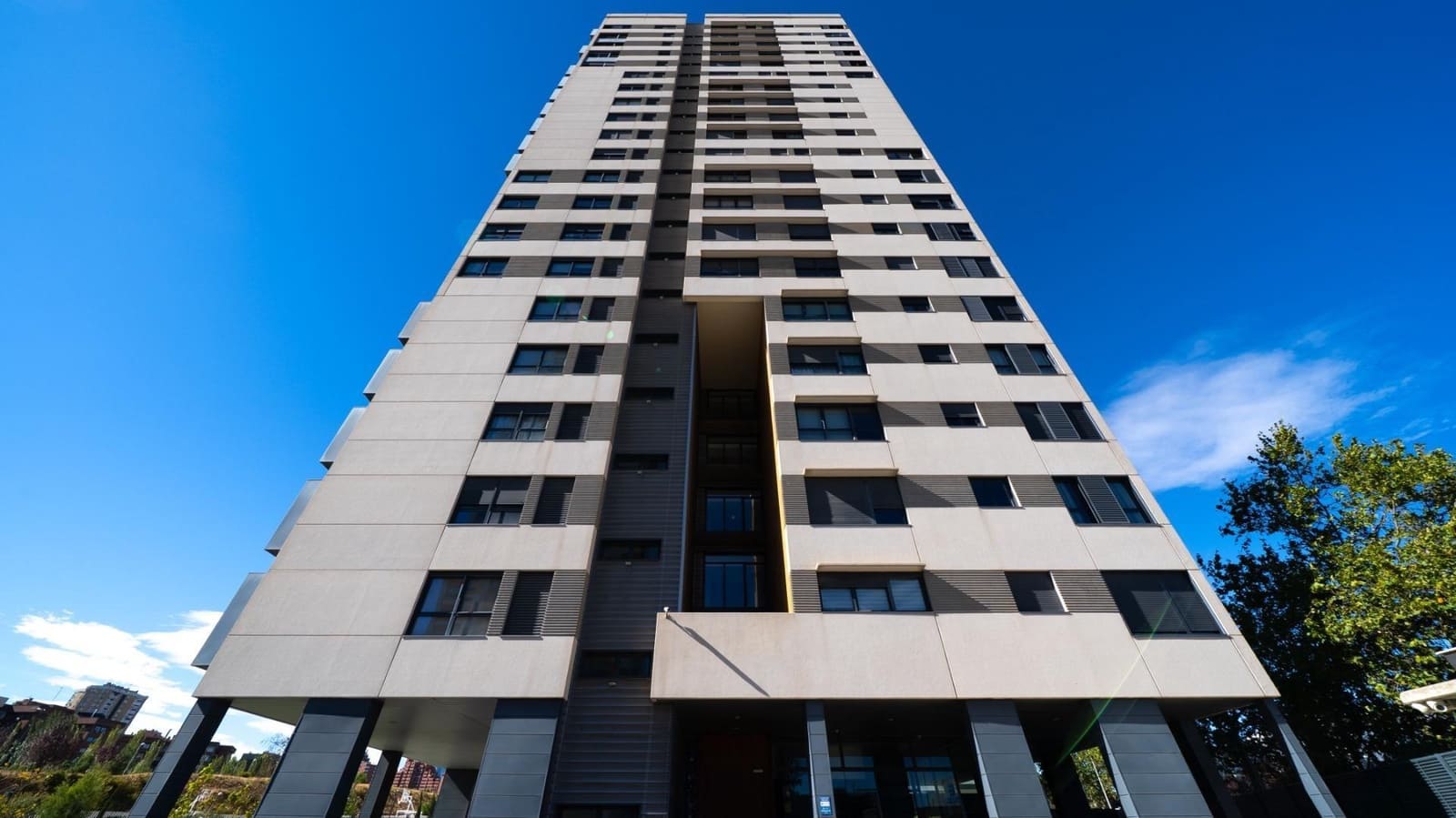 Studio til salgs i Madrid by med svømmebasseng garasje - € 385 000 (Ref: 9615457)