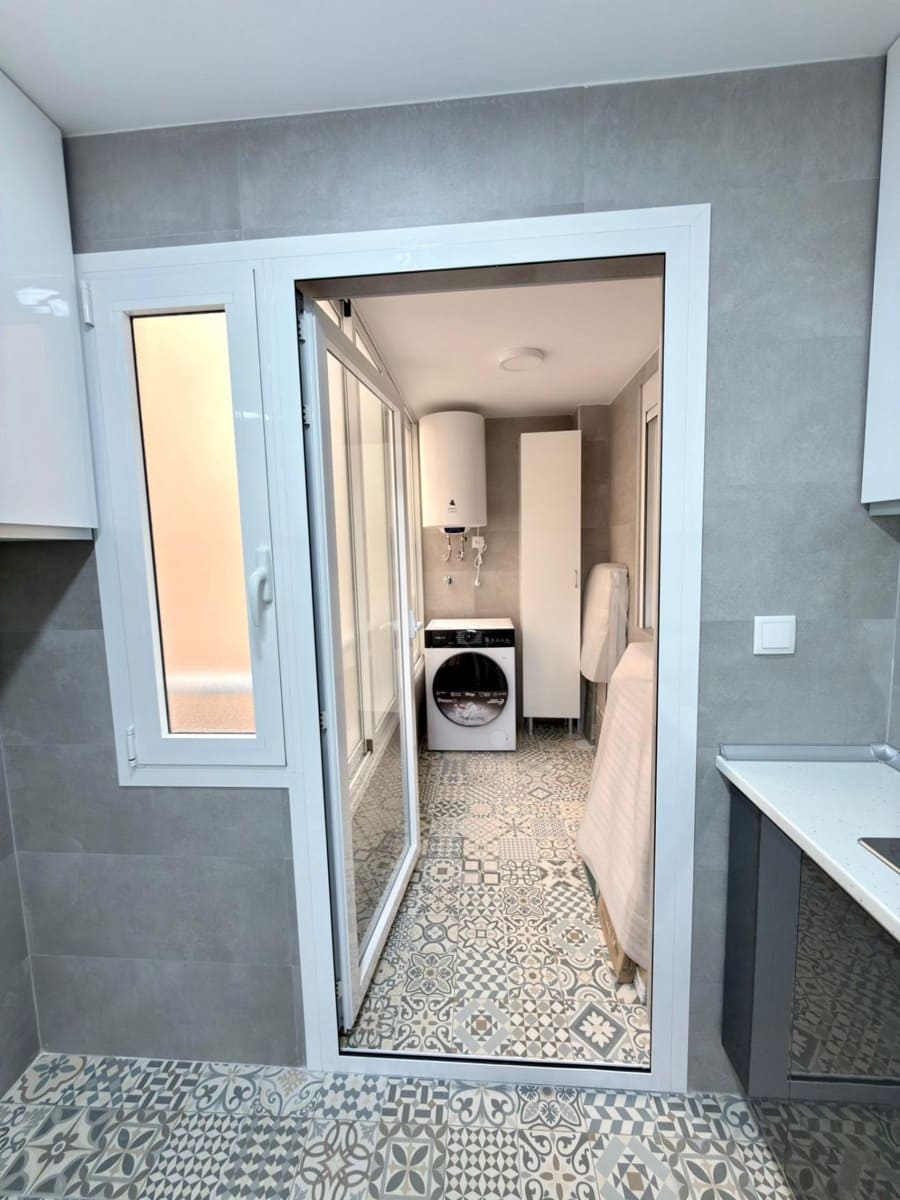 3 bedroom Apartment for sale in Alicante / Alacant city - € 399,000 (Ref: 9615459)