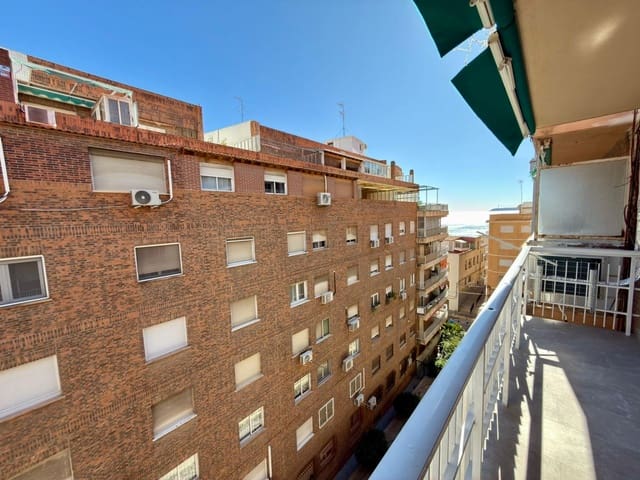 3 bedroom Apartment for sale in Raval Roig - Virgen del Socorro, Alicante / Alacant city - € 399,000 (Ref: 9615459)