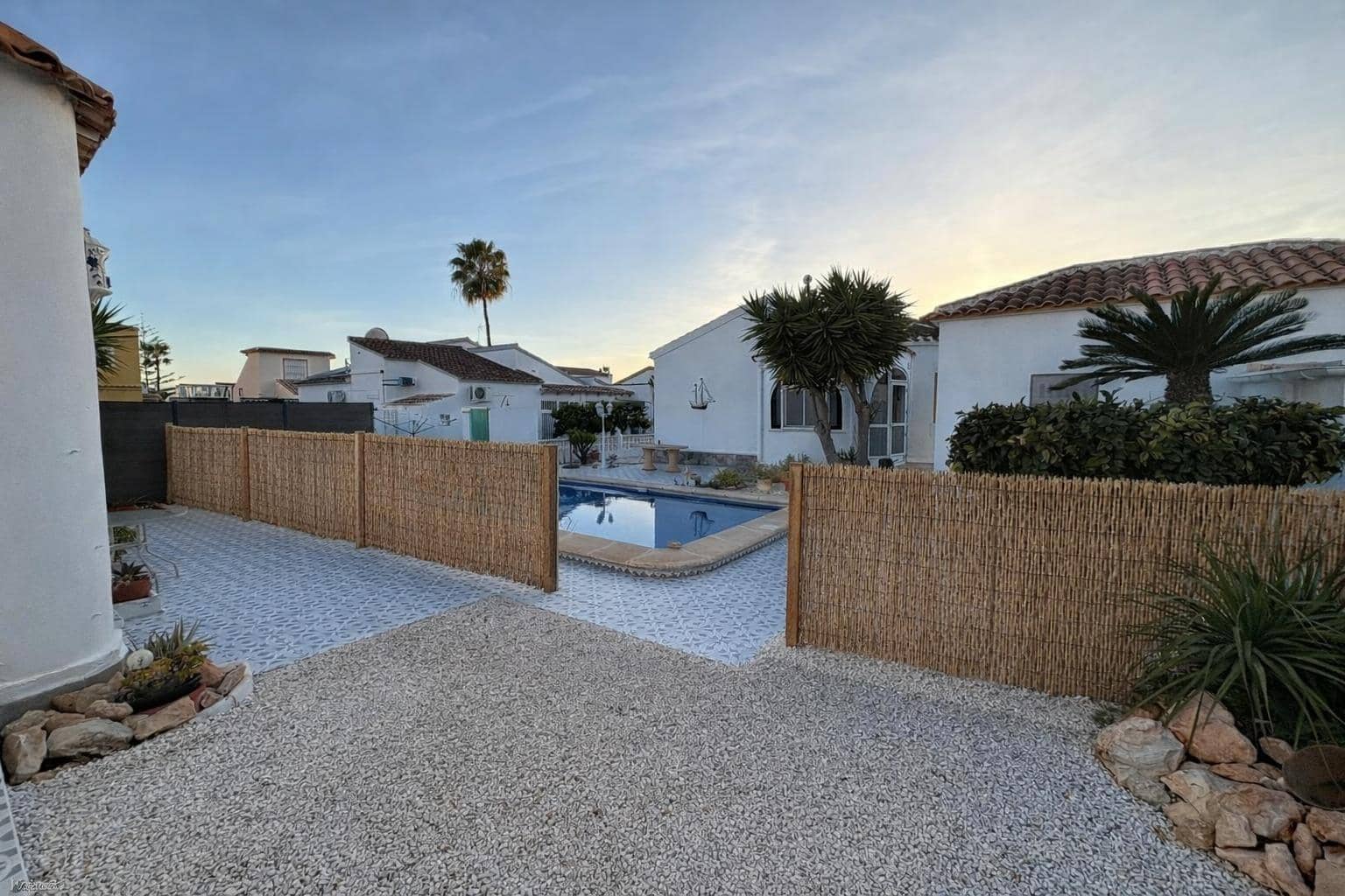 Adosado de 2 habitaciones en La Florida en venta con piscina - 260.000 € (Ref: 9615468)