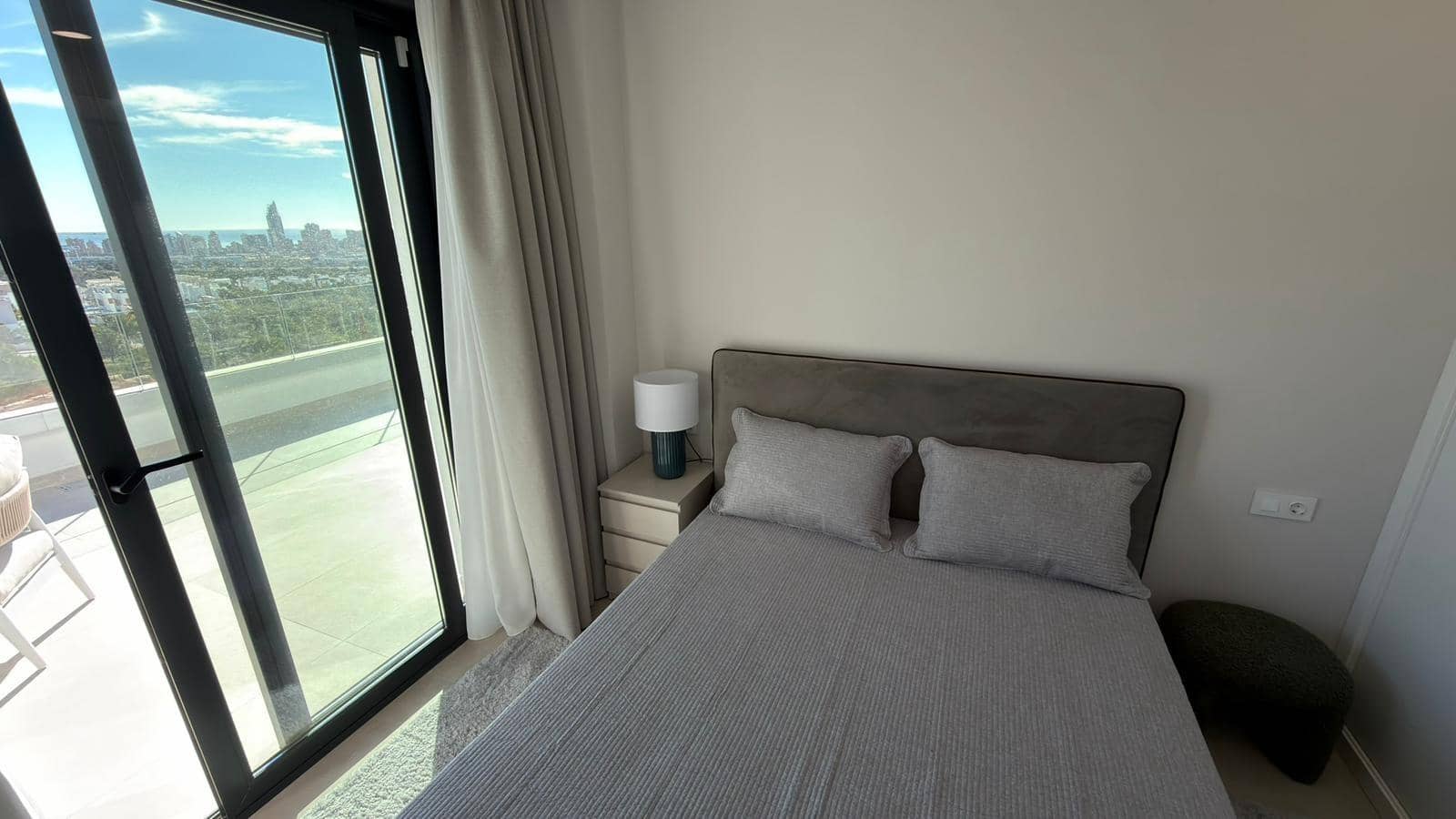 2 slaapkamer Flat te koop in Finestrat met zwembad - € 495.000 (Ref: 9619228)