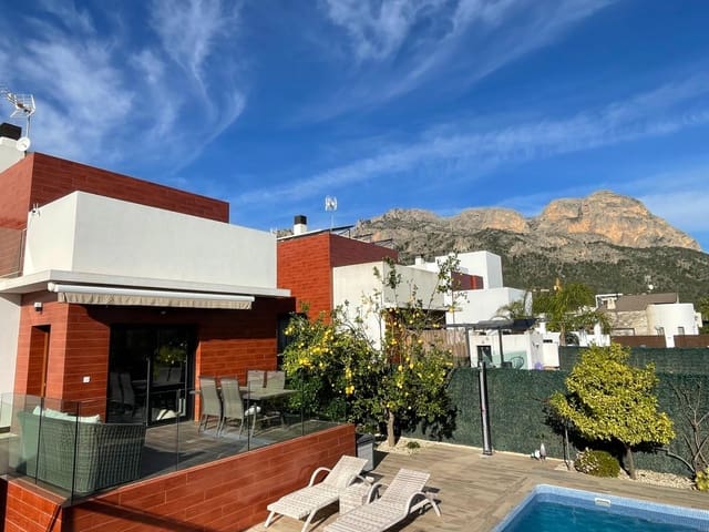 3 quarto Moradia para venda em Polop com piscina - 540 000 € (Ref: 9619229)