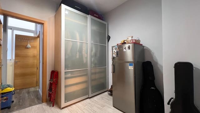 1 soveværelse Lejlighed til salg i Adelfas, Madrid by - € 230.000 (Ref: 9621762)