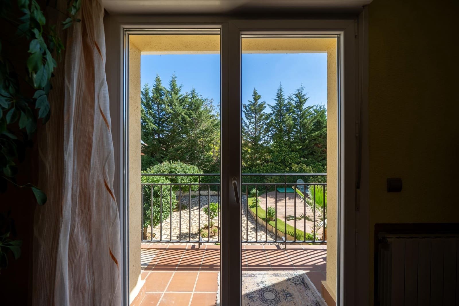 Chalet de 6 habitaciones en San Martín de Valdeiglesias en venta con piscina - 429.000 € (Ref: 9625559)