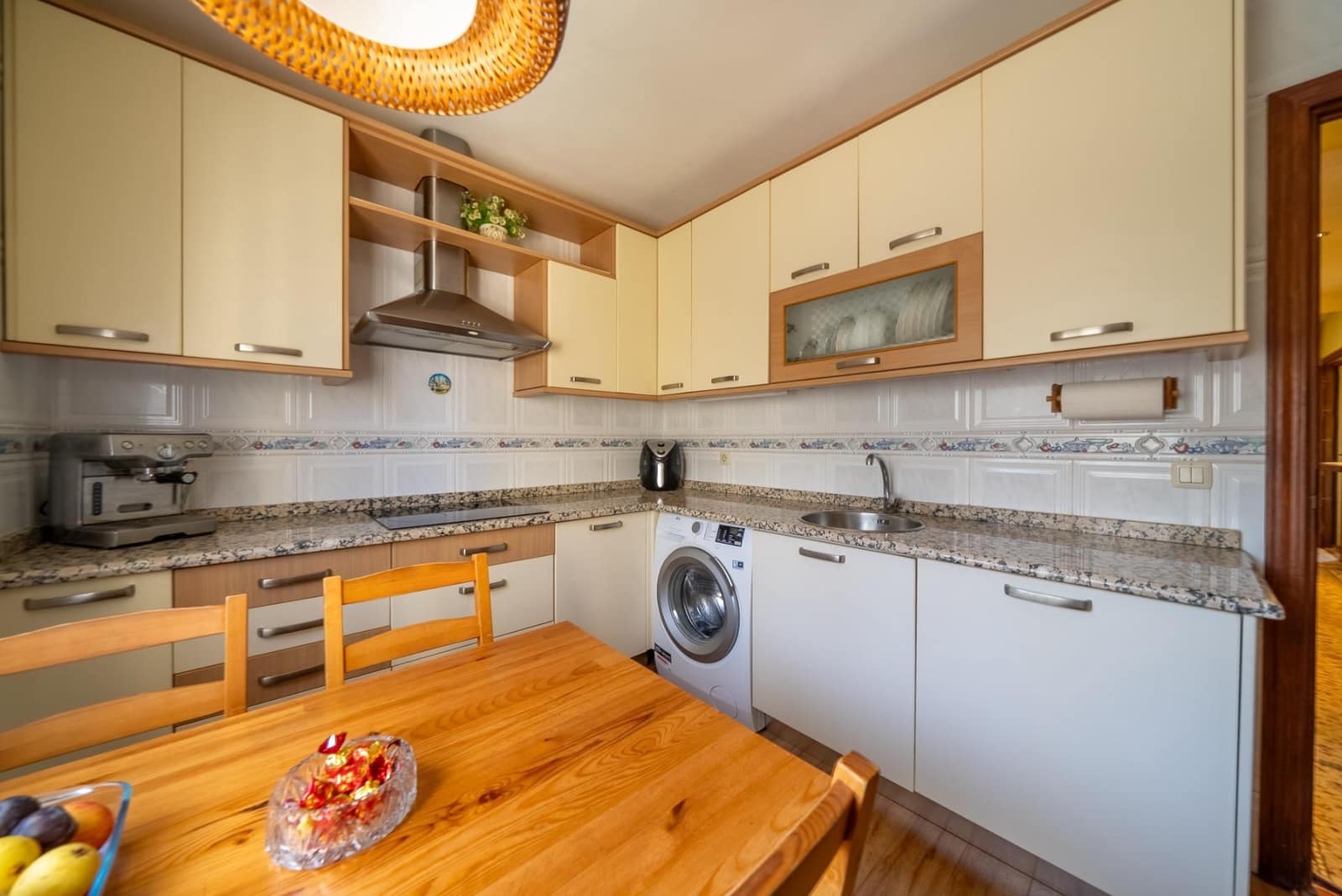 Chalet de 6 habitaciones en San Martín de Valdeiglesias en venta con piscina - 429.000 € (Ref: 9625559)