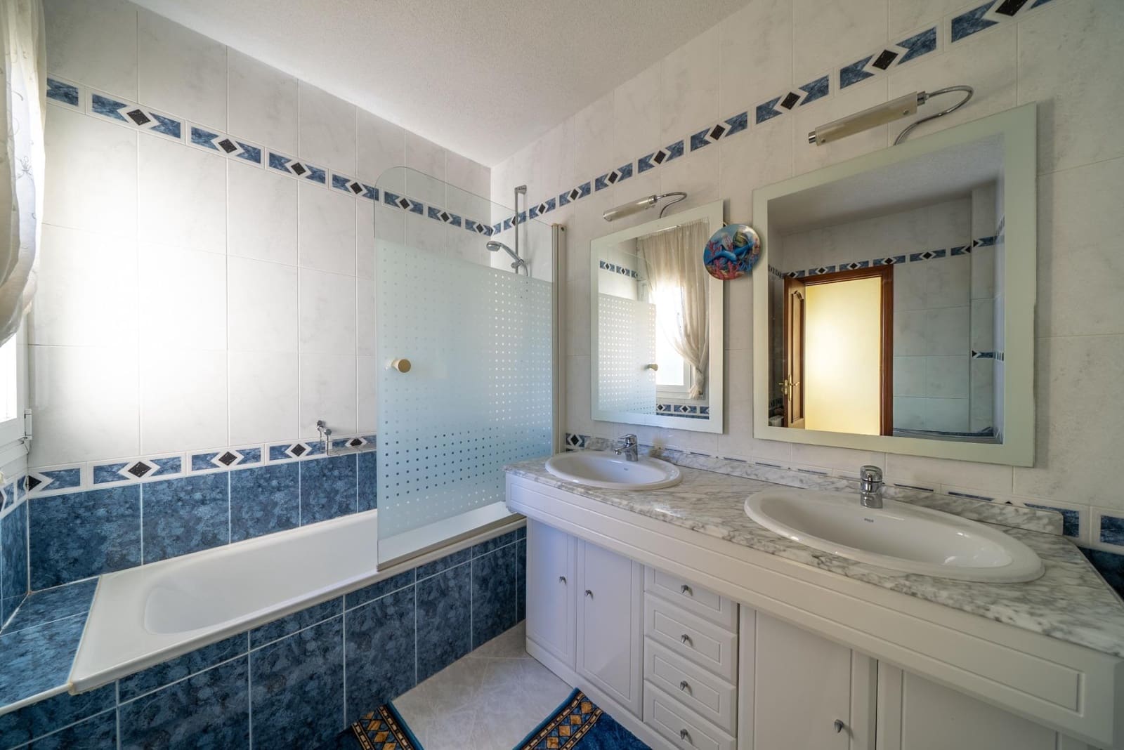 Chalet de 6 habitaciones en San Martín de Valdeiglesias en venta con piscina - 429.000 € (Ref: 9625559)