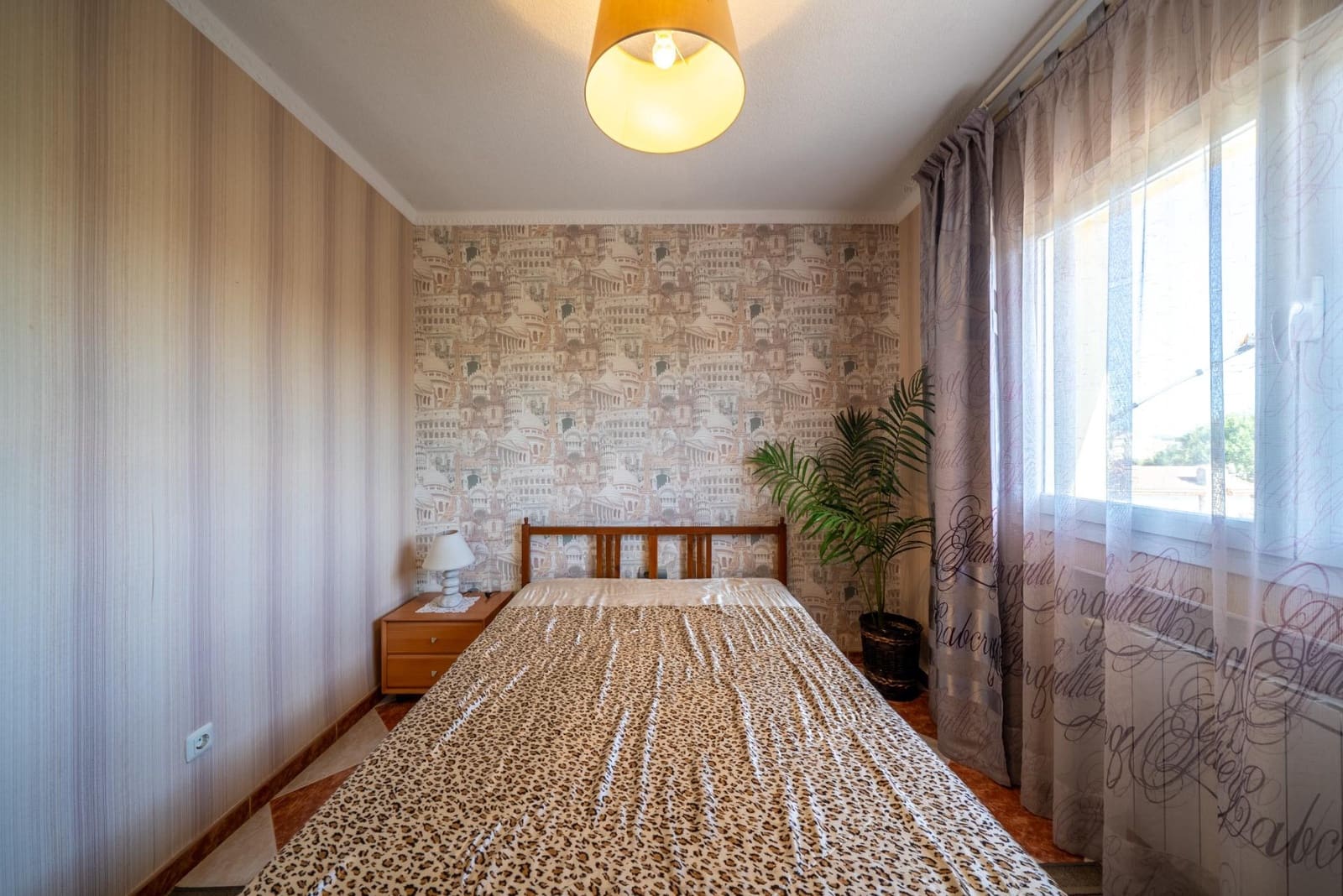 Chalet de 6 habitaciones en San Martín de Valdeiglesias en venta con piscina - 429.000 € (Ref: 9625559)