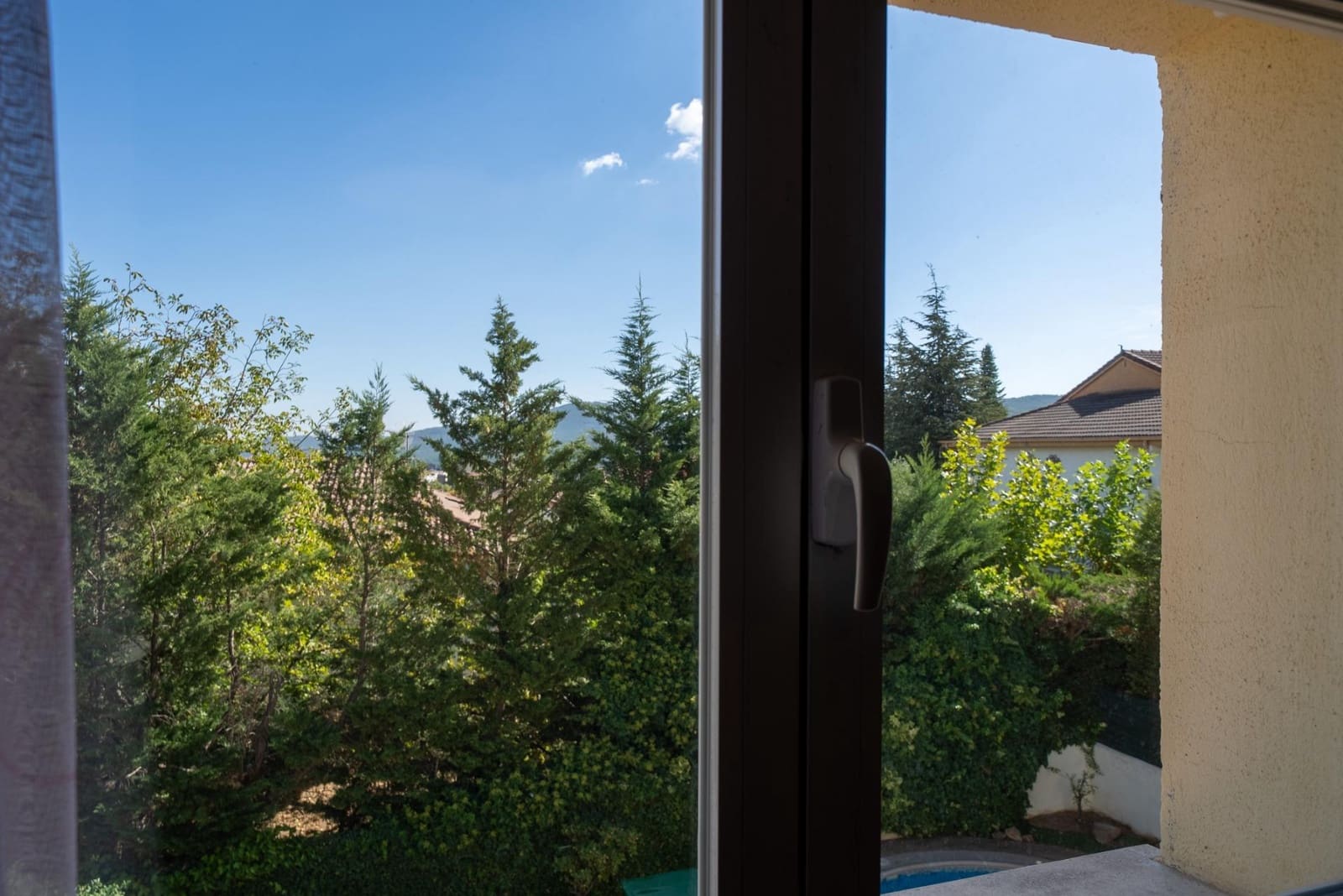 Chalet de 6 habitaciones en San Martín de Valdeiglesias en venta con piscina - 429.000 € (Ref: 9625559)