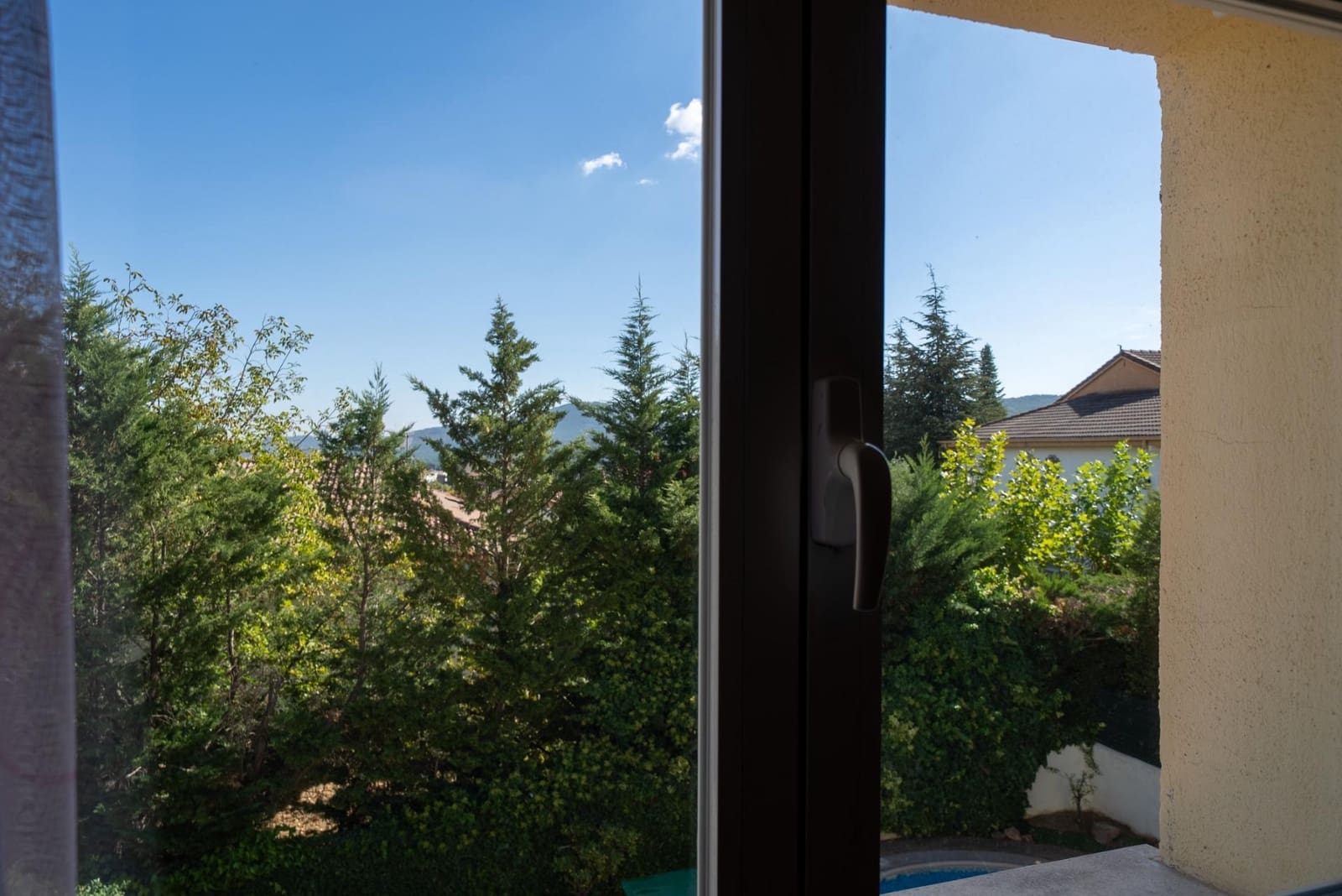 Chalet de 6 habitaciones en San Martín de Valdeiglesias en venta con piscina - 422.000 € (Ref: 9625559)