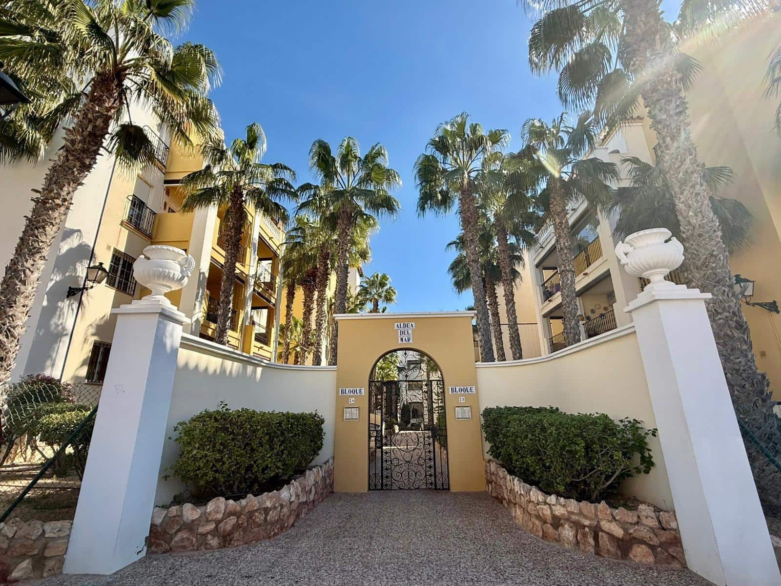 2 sovrum Lägenhet till salu i Aldea del Mar med pool - 229 900 € (Ref: 9625560)