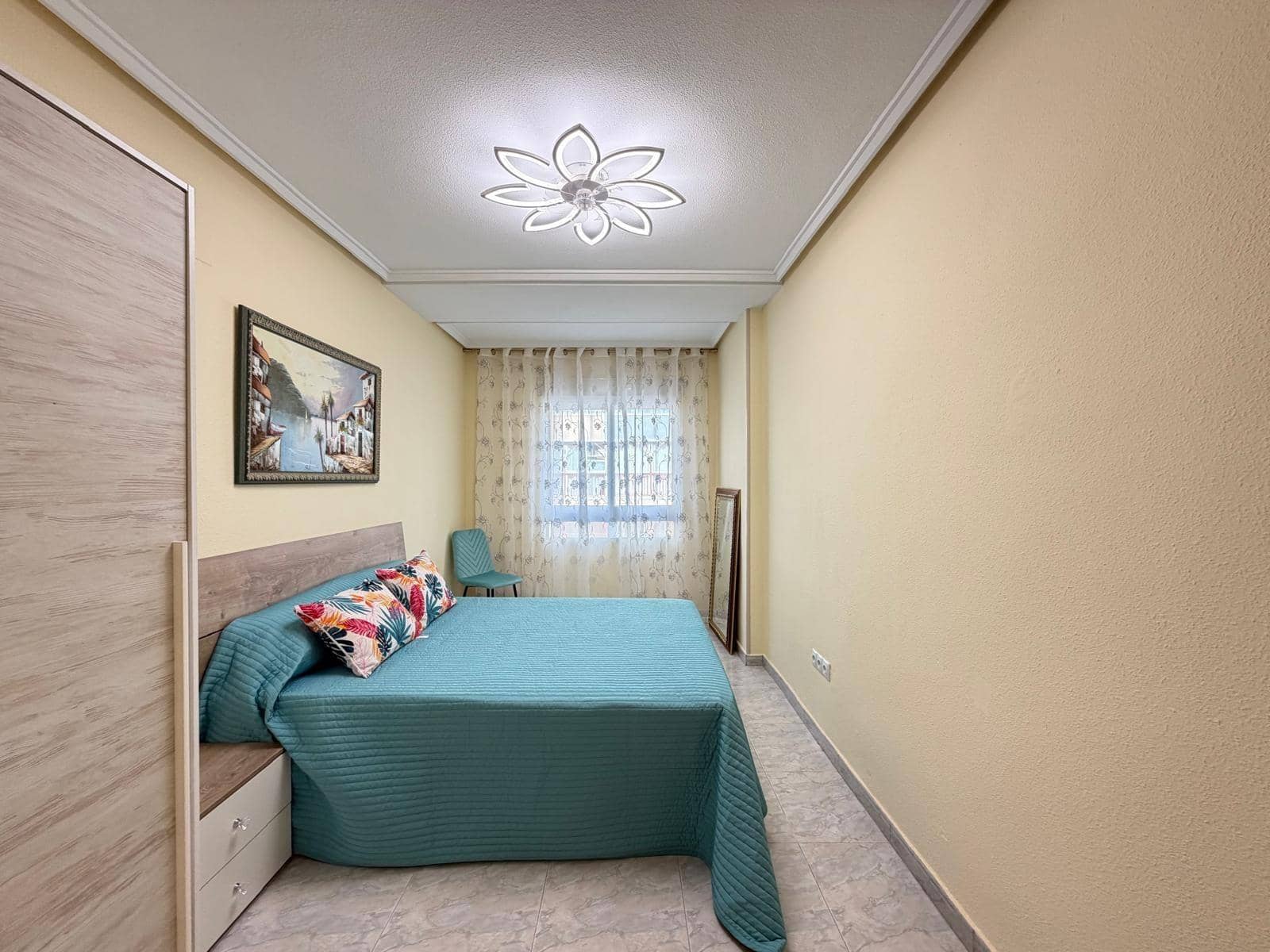 Apartamento de 3 habitaciones en Torrevieja en venta - 230.000 € (Ref: 9625561)