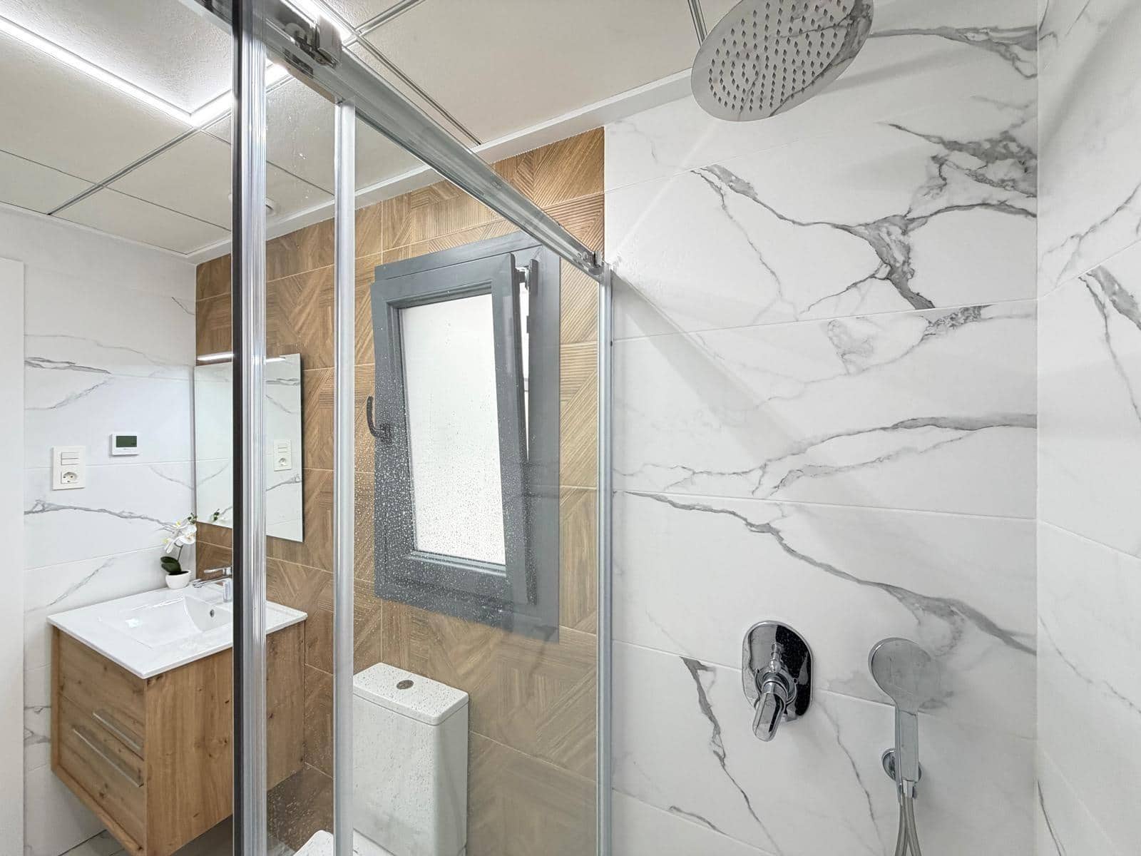 2 soverom Leilighet til salgs i Torrevieja med svømmebasseng garasje - € 339 000 (Ref: 9627492)