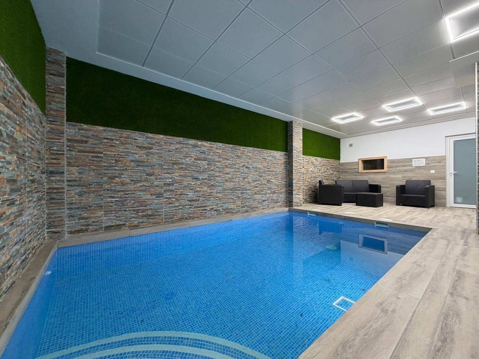 2 soverom Leilighet til salgs i Torrevieja med svømmebasseng garasje - € 339 000 (Ref: 9627492)