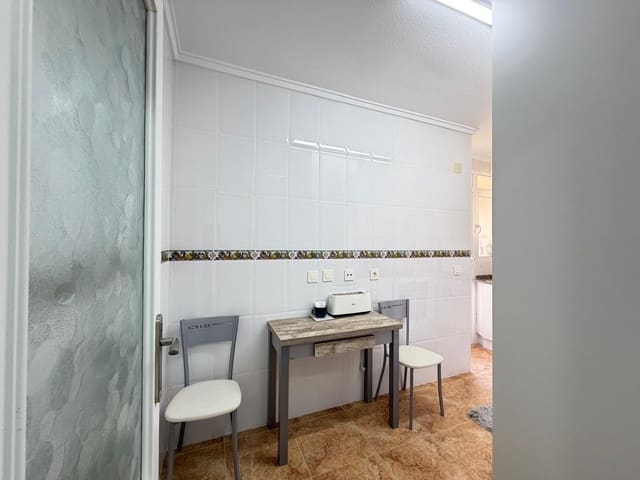 3 Zimmer Apartment zu verkaufen in Playa del Cura, Torrevieja mit Garage - 220.000 € (Ref: 9627493)