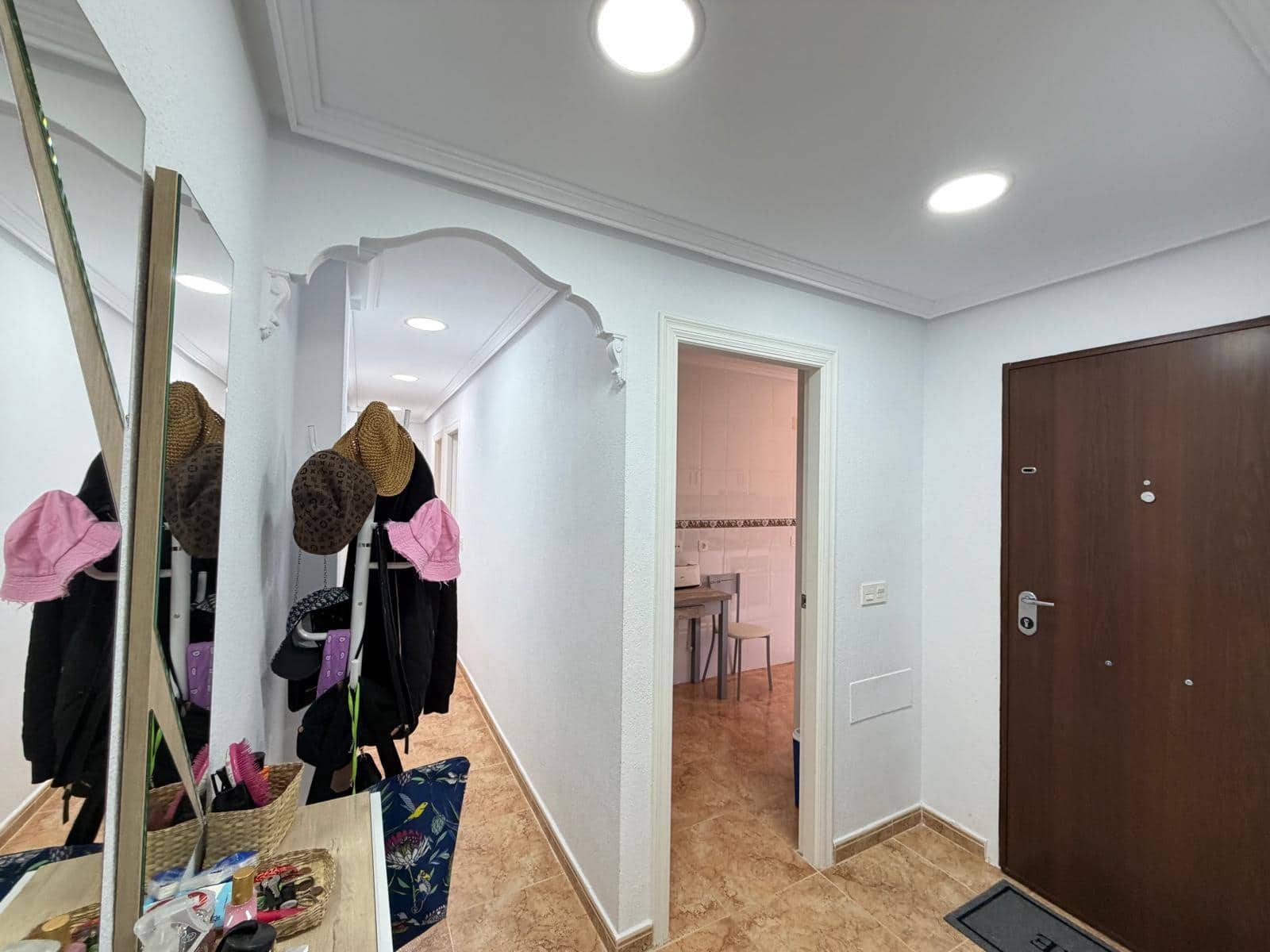 3 Zimmer Apartment zu verkaufen in Torrevieja mit Garage - 220.000 € (Ref: 9627493)
