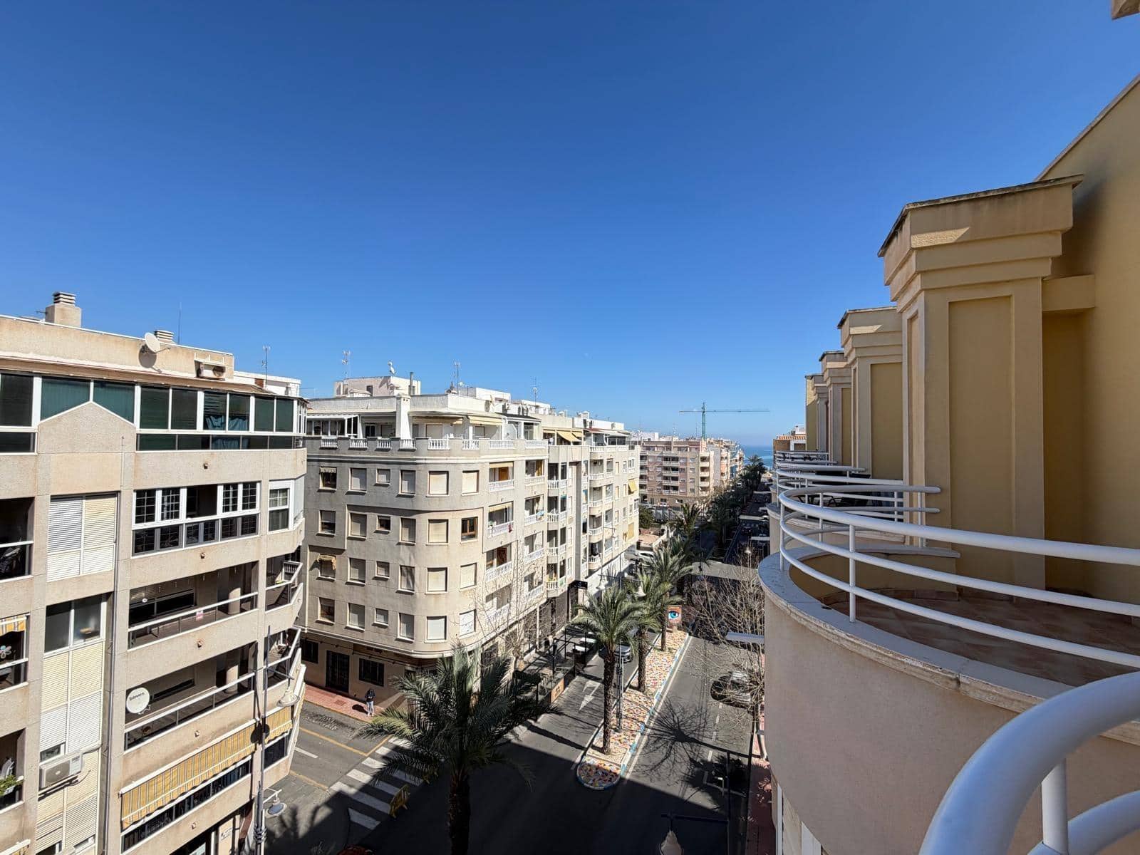 2 sypialnia Penthouse na sprzedaż w Torrevieja z garażem - 189 900 € (Ref: 9629969)