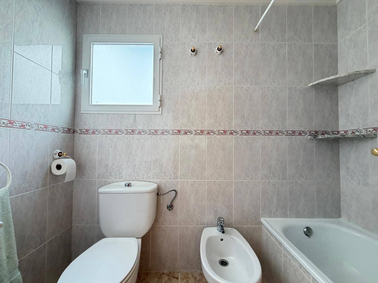 2 sypialnia Penthouse na sprzedaż w Torrevieja z garażem - 189 900 € (Ref: 9629969)
