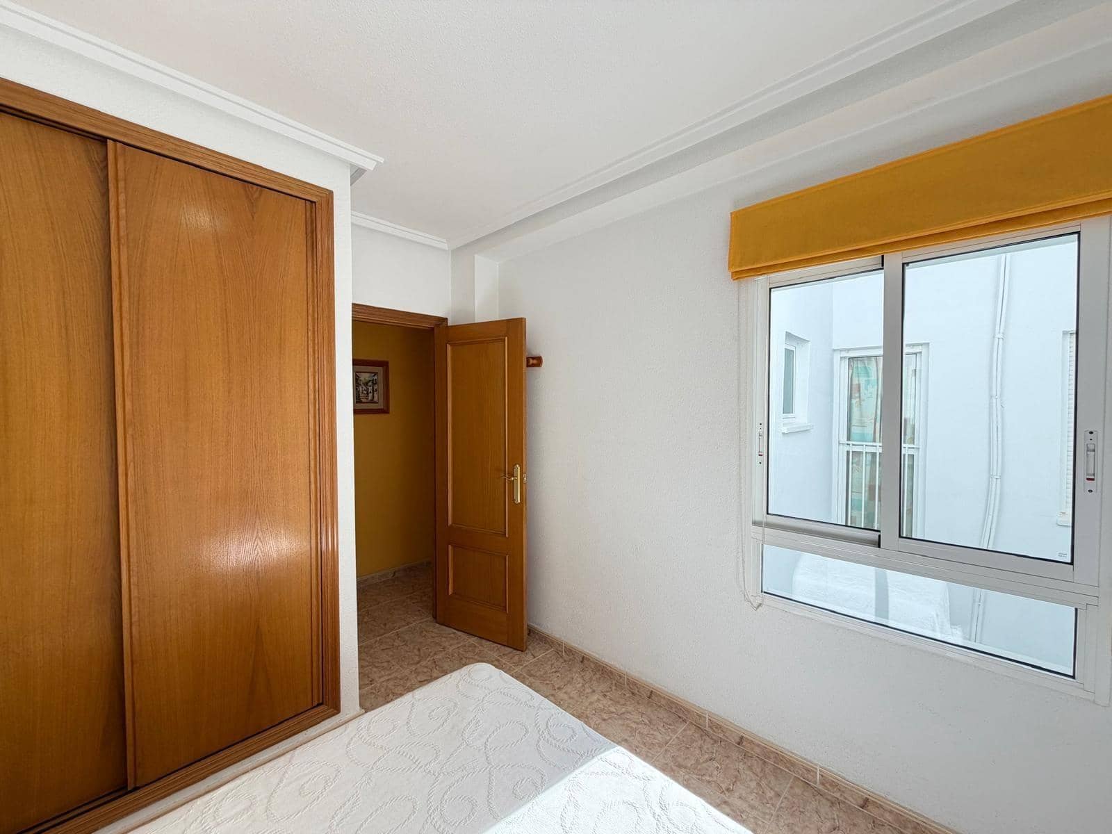 2 sypialnia Penthouse na sprzedaż w Torrevieja z garażem - 189 900 € (Ref: 9629969)