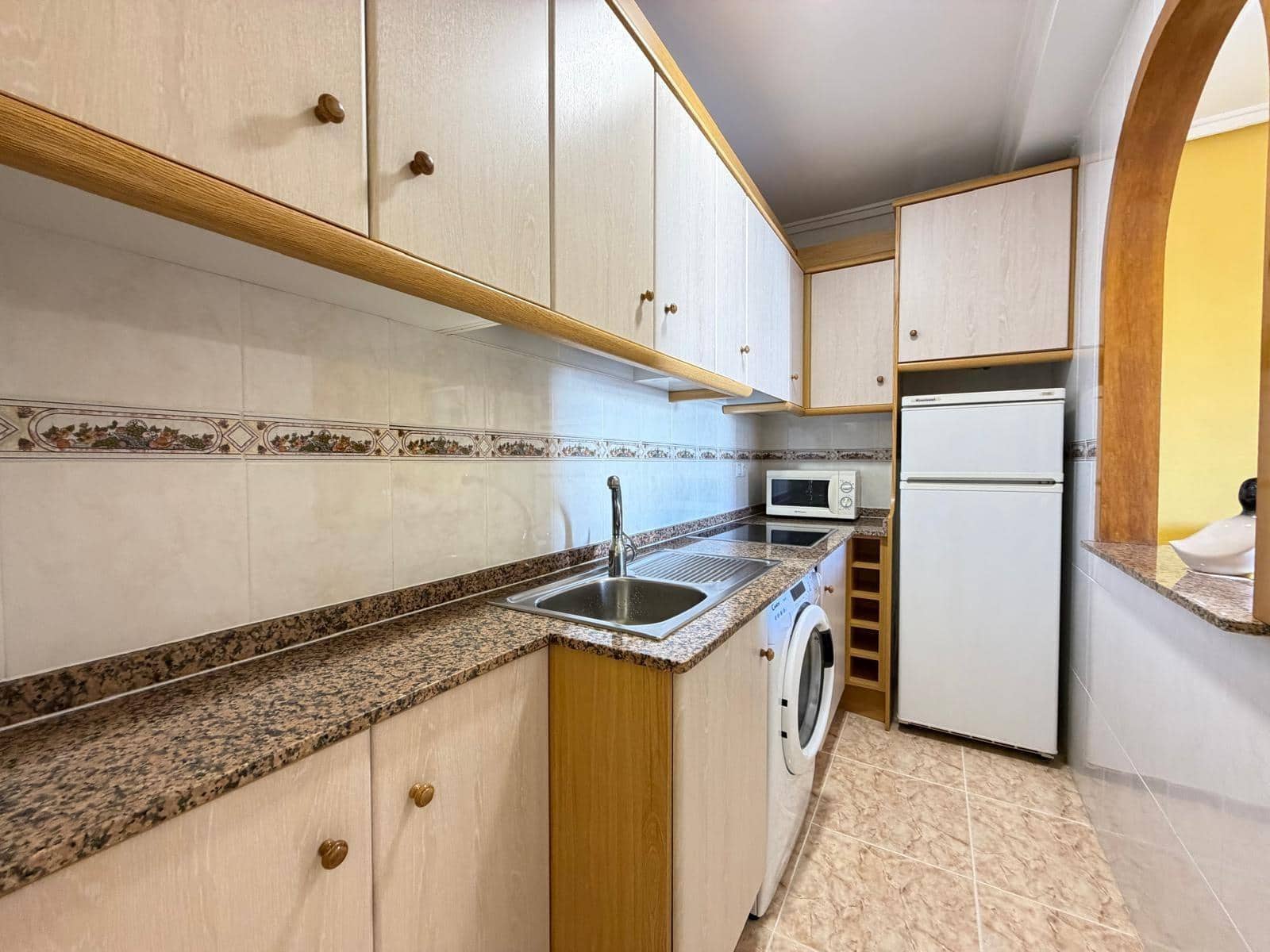 2 sypialnia Penthouse na sprzedaż w Torrevieja z garażem - 189 900 € (Ref: 9629969)